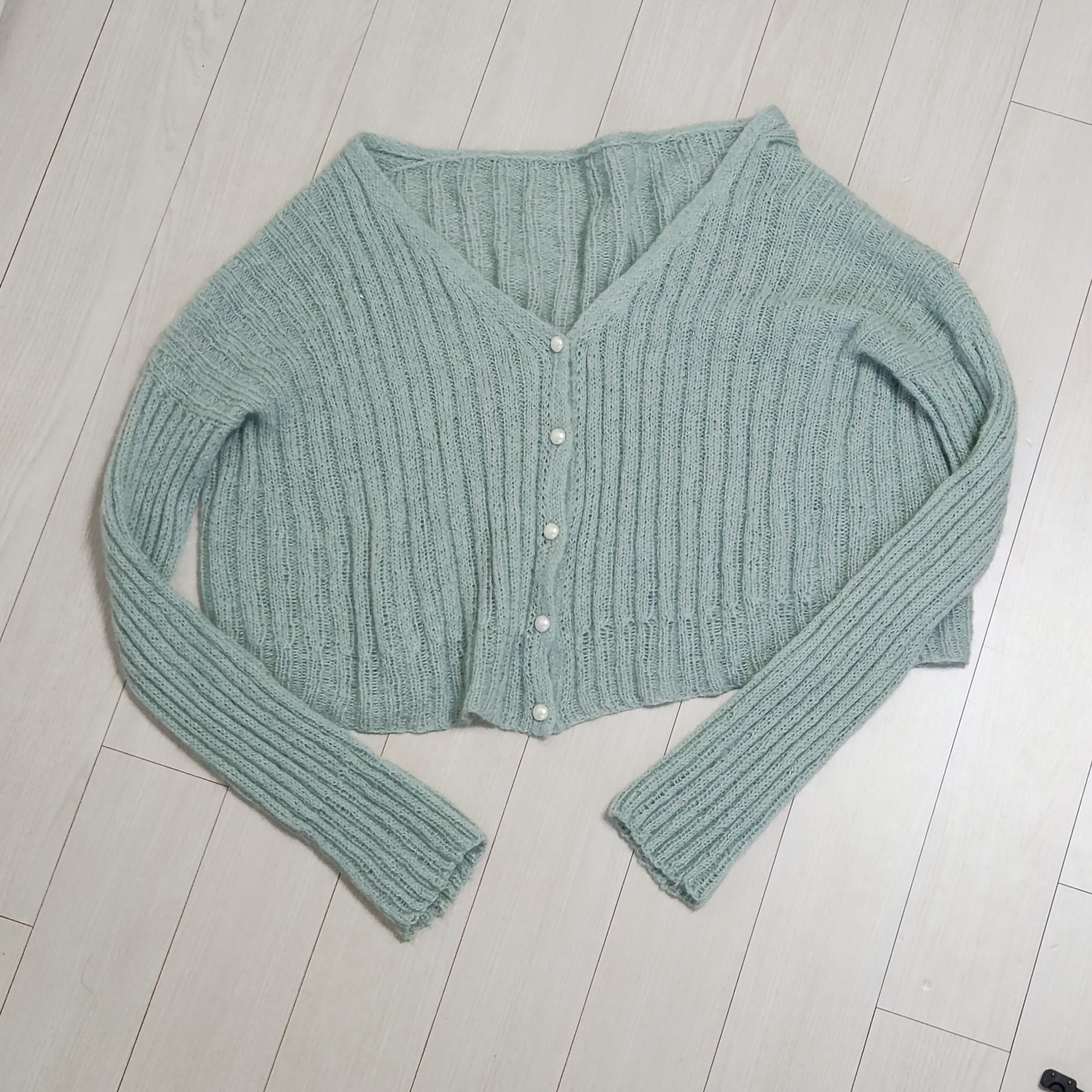 츄러스 가디건 (Churros Cardigan) thumbnail